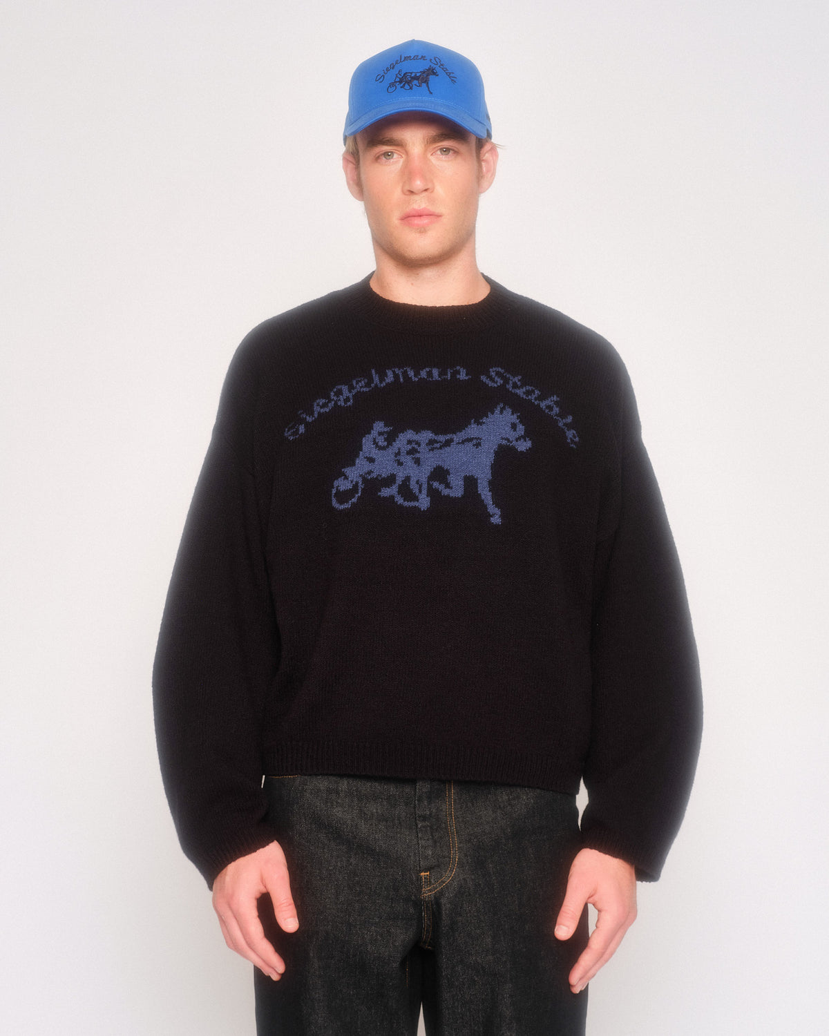 Logo Knit