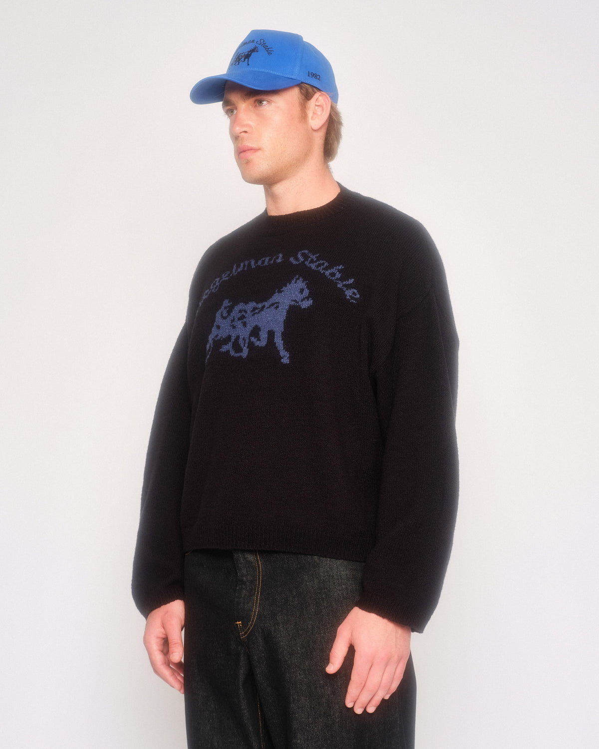 Logo Knit